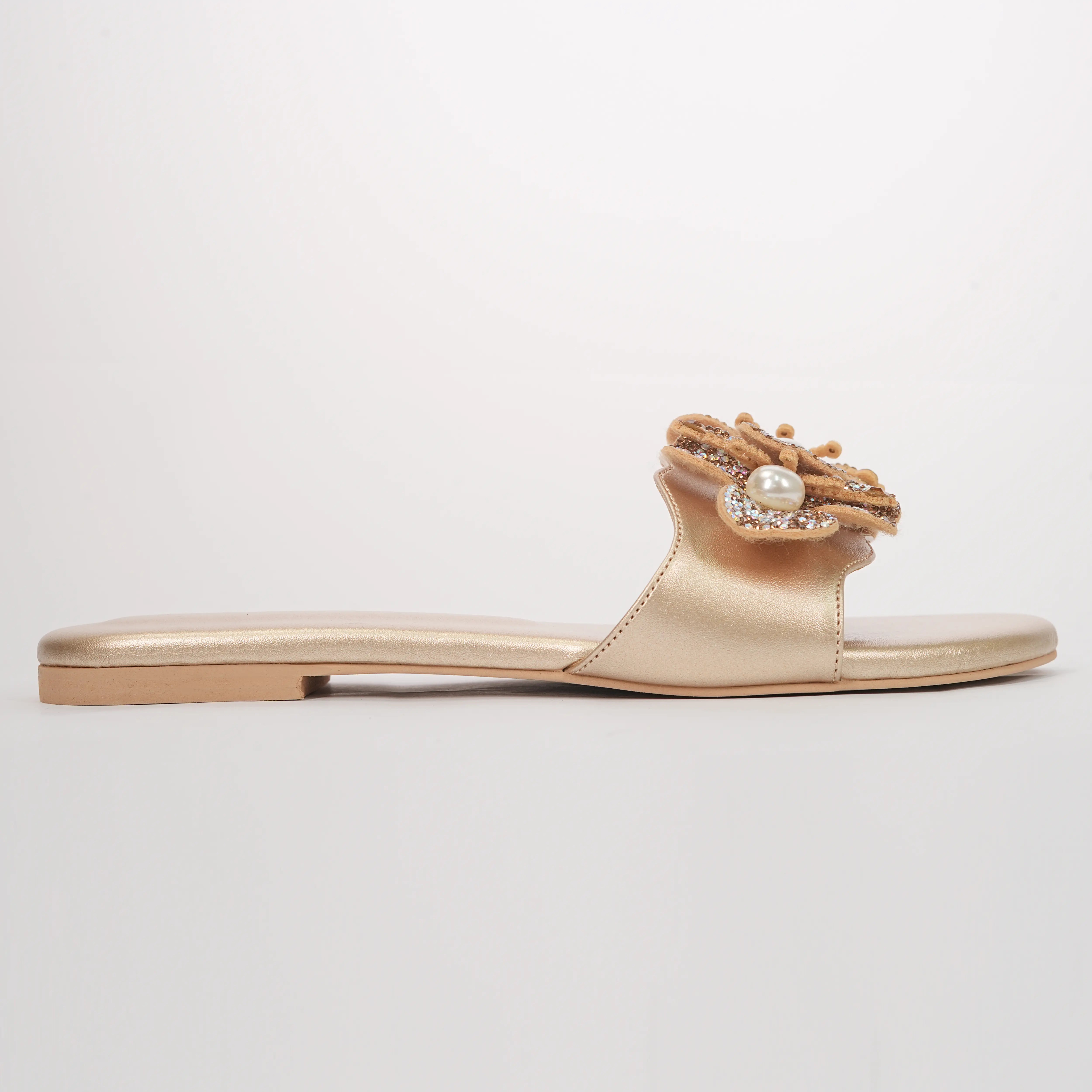 Dahlia Sparkle Flats - Golden