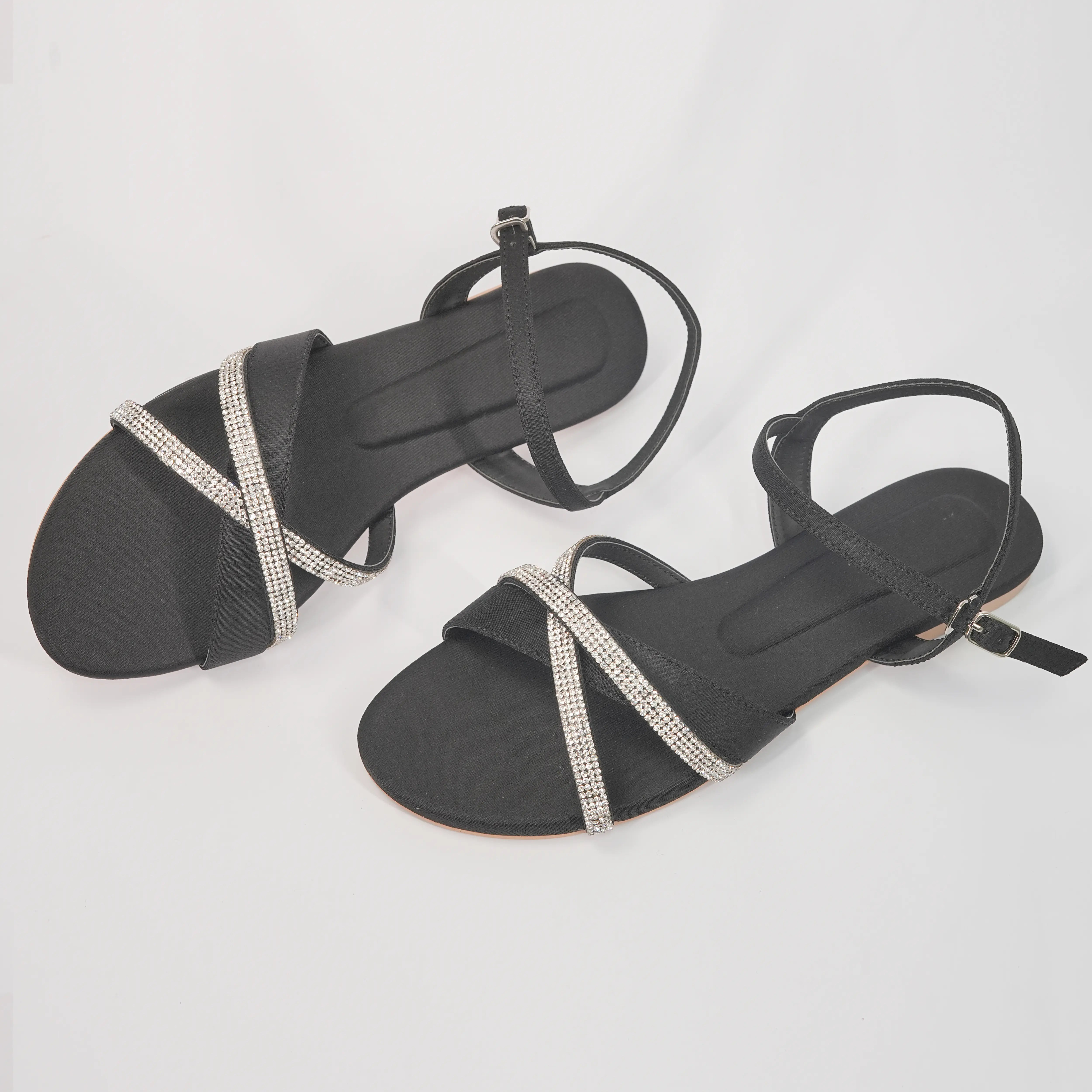 Shinora Polished - Black